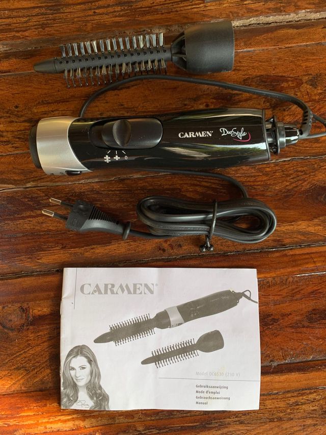 Secador de pelo de viaje nuevo