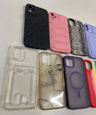 Lotto di 11 cover per Apple Iphone 11