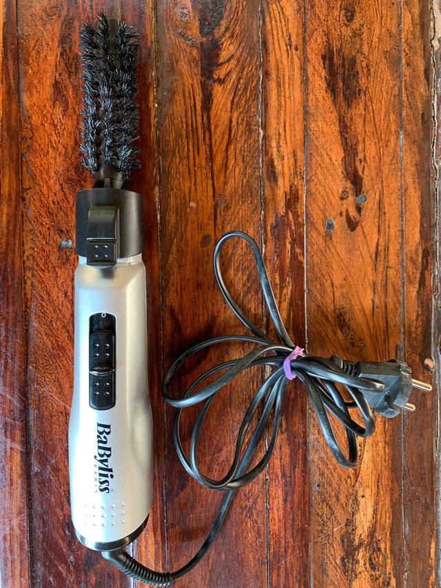 Secador moldeador de pelo