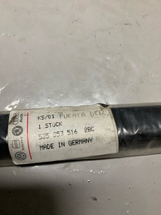 Moldura puerta derecha vw corrado 535 953 516