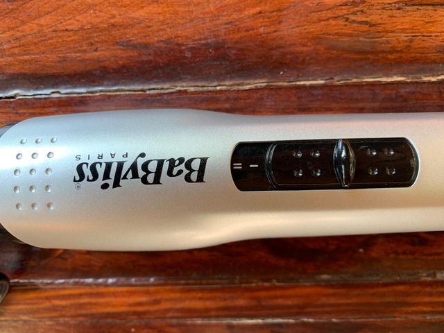 Secador moldeador de pelo nuevo