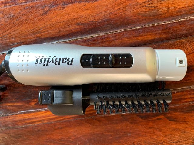 Secador moldeador de pelo nuevo