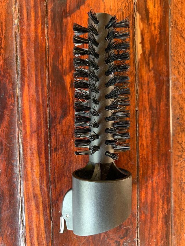 Secador moldeador de pelo nuevo