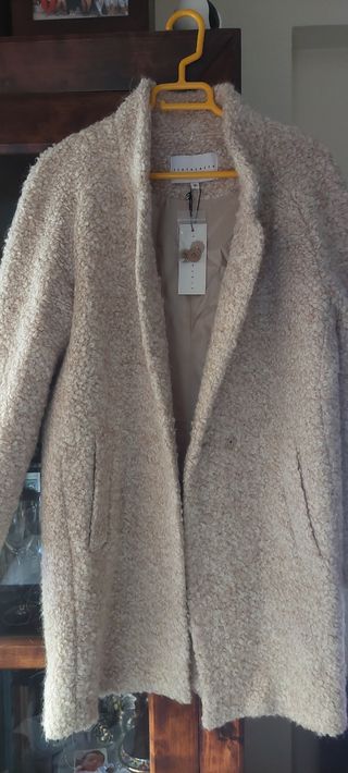 Abrigo oversize nuevo