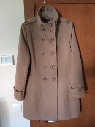 Abrigo juvenil de paño.