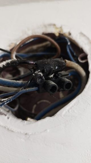 Electricista económico