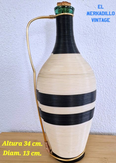 Botella / Jarra decorativa vintage