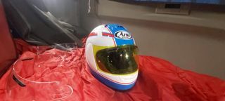 Casco arai rx7 corsair pintado Kevin Schwantz