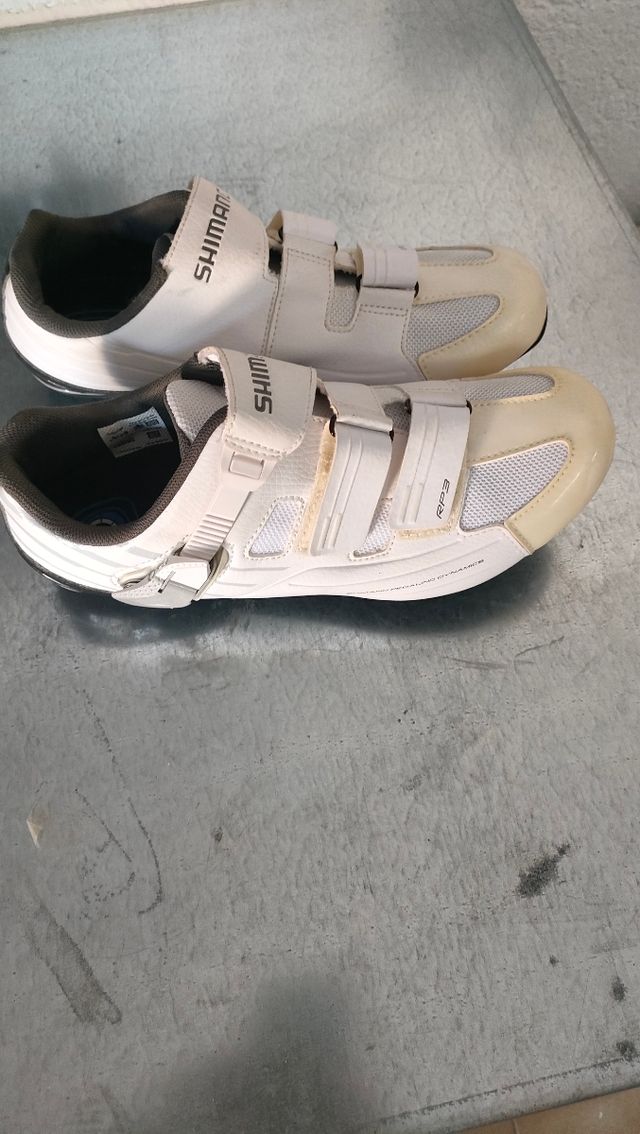 Bambas nuevas de bici carretera Shimano