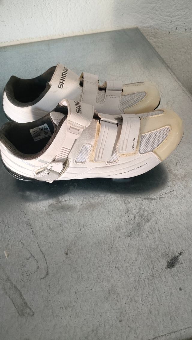 Bambas nuevas de bici carretera Shimano