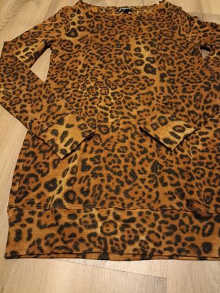 Jersey animal print Stradivarius 