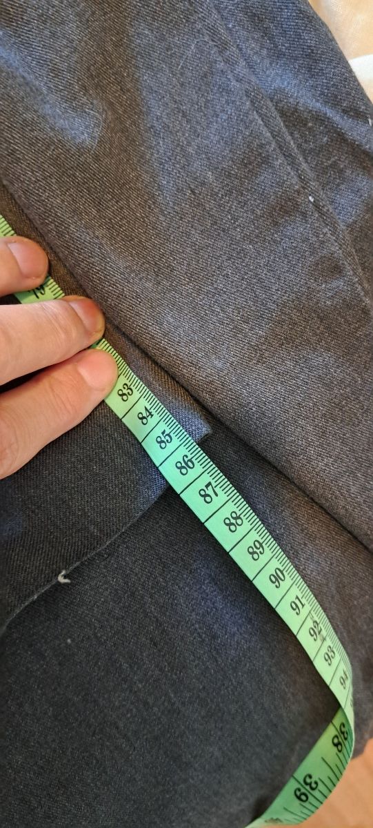 Pantalon gris talla 16  salesianos