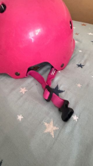 Casco de patinaje en linea