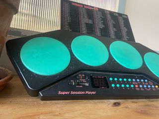 Caja de Ritmos Yamaha DD-8