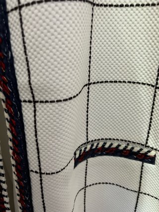 Chaqueta larga de señora tipo chanel