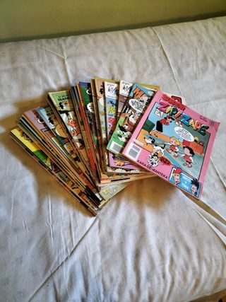 Varios tebeos finos