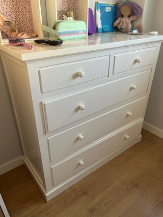 Comoda madera color blanco