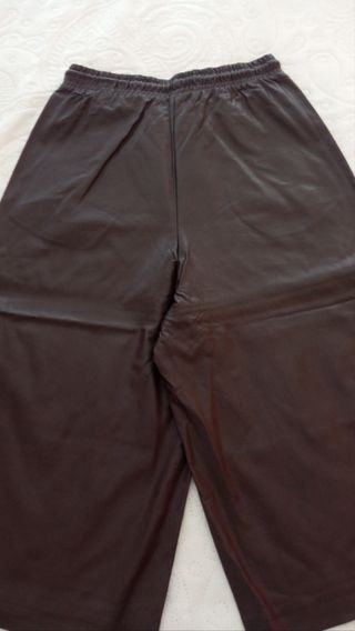 Pantalón de cuero