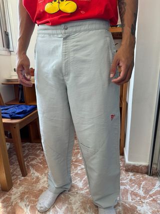 Pantalón Adidas gris deportivo M