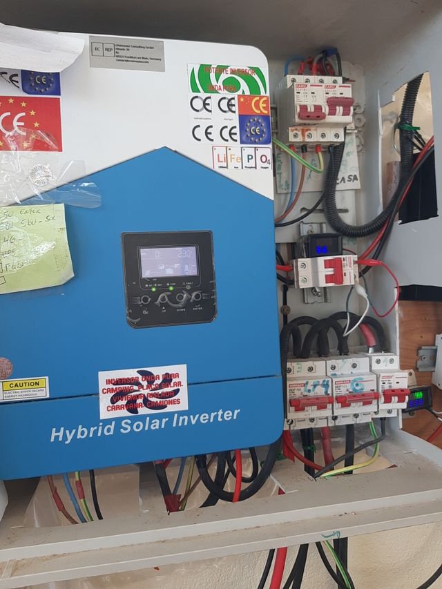 KIT PANEL SOLAR 24 v AUTOCARAVANA 