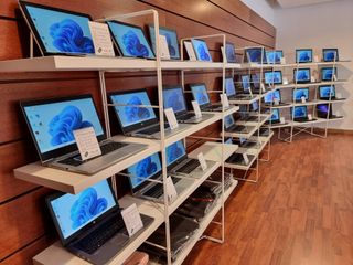 Portátil Fujitsu con GARANTIA
