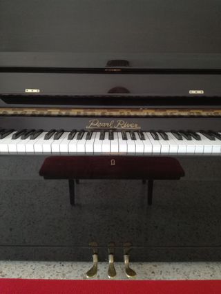 Piano Pearl River