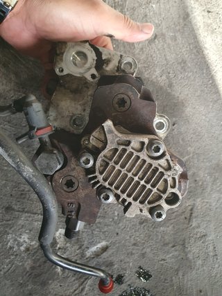 Bomba inyectora Nissan qashqai