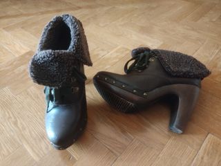 Botines tipo zuecos, talla 39,a estrenar