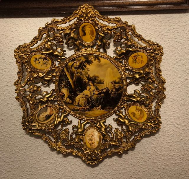 Piatto decorativo antico