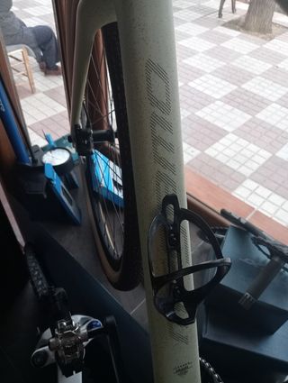 Impecable con apenas 5 salidas.