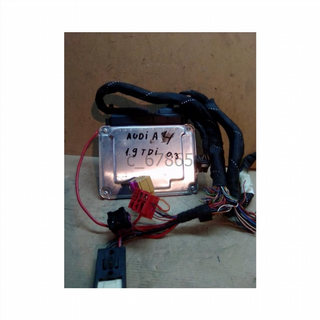 Centralita motor uce Audi A4 (B6 8E) (2000 c_67865
