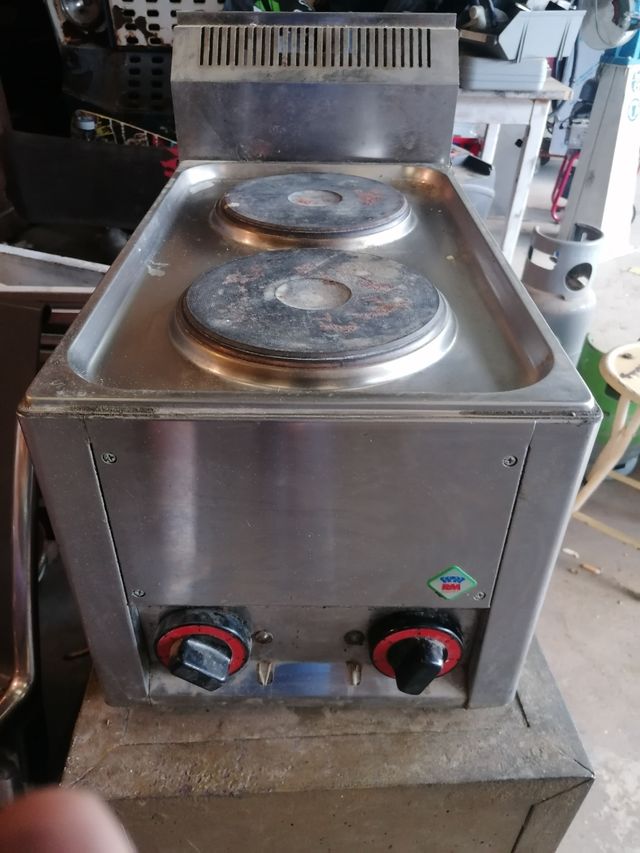 Fuegos eléctrico trifasico