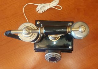 Teléfono retro vintage. Funciona