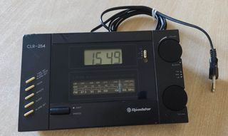 2407161700 radio sveglia Roadstar