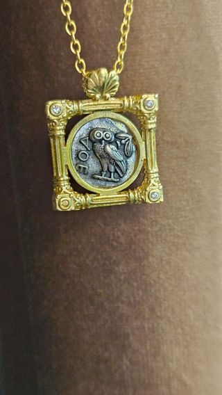 Moneda Antigua Griega en Colgante