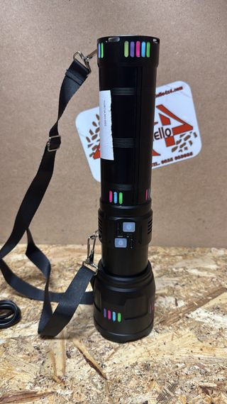 Torcia tattica magnum