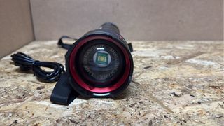 Torcia tattica magnum