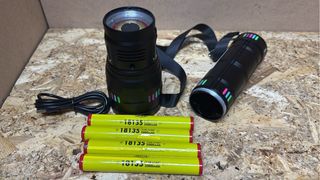 Torcia tattica magnum