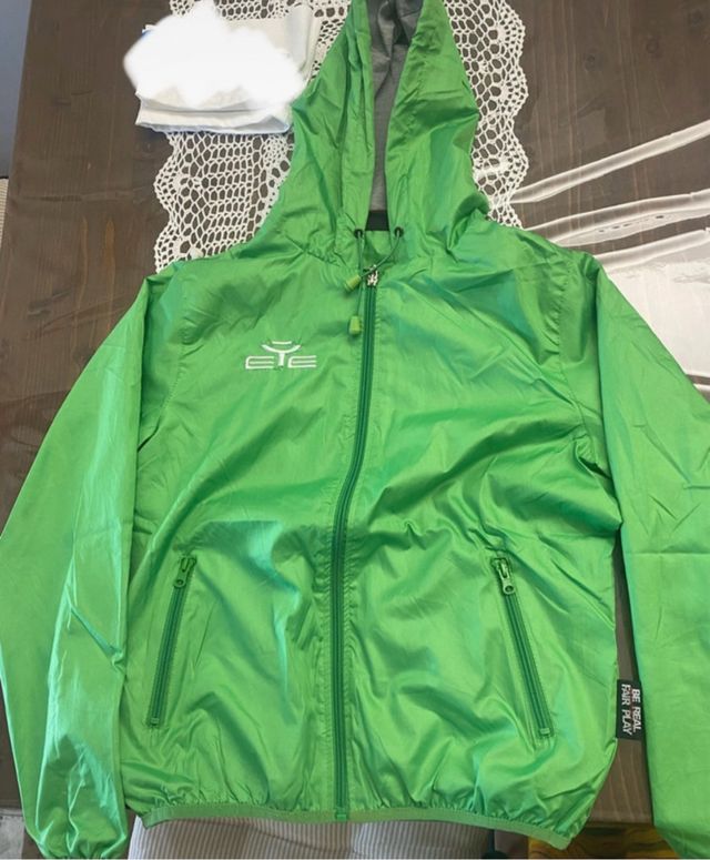 Giubbino antipioggia