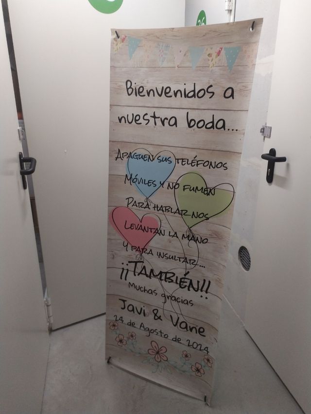Patas para poner cartel de bodas 13