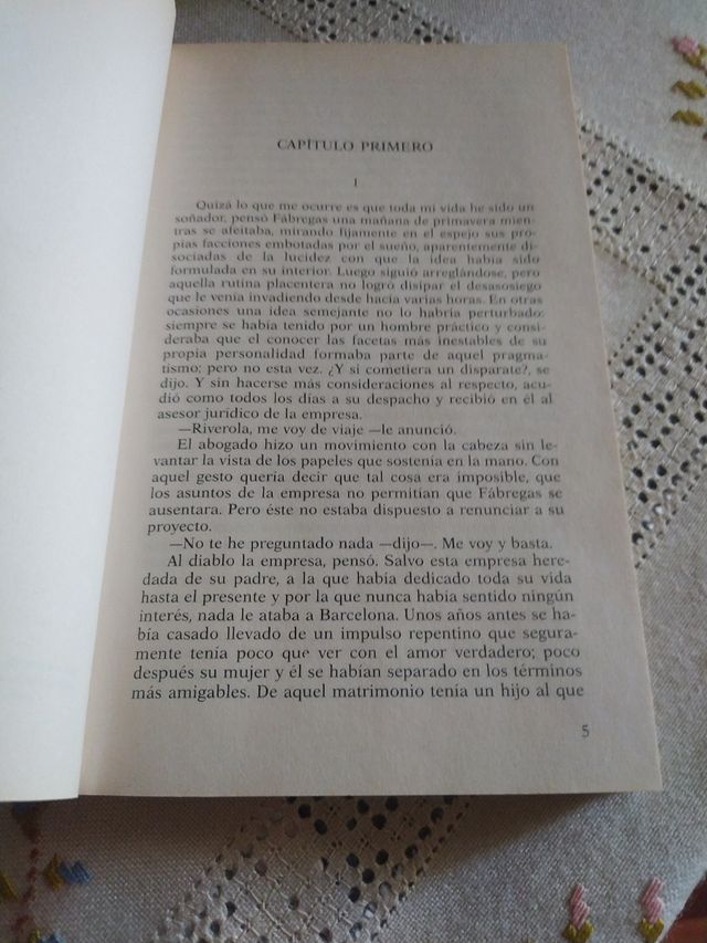 La isla inaudita (Biblioteca breve) (Spanish Edition)