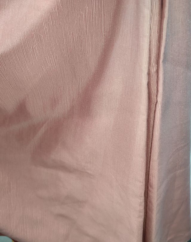 Ropa camilla cuadrada