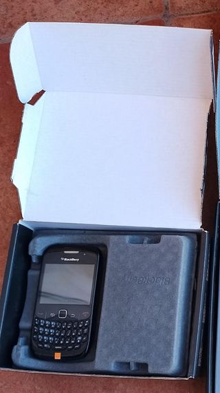 Blackberry curve 8520 smartphone