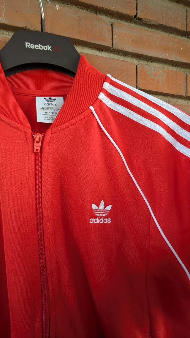 Chaqueta Adidas Superstar Roja nueva