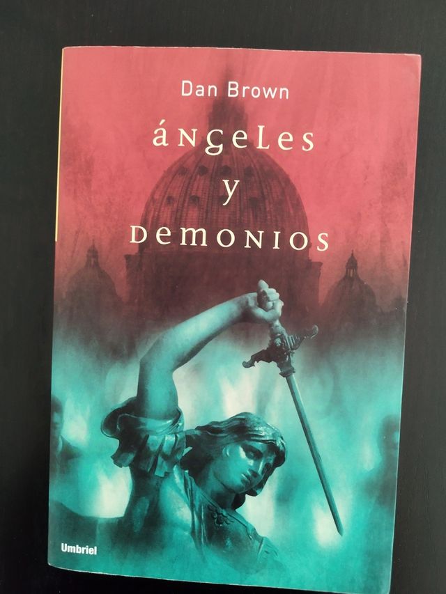 Ángeles y demonios