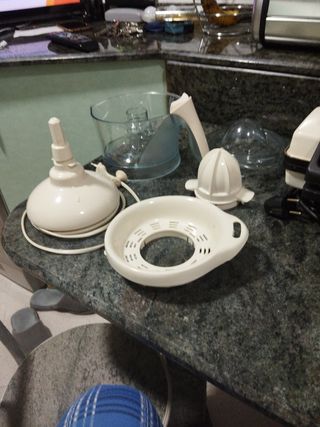 Exprimidor Philips,sandwichera y work