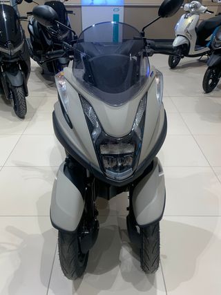 YAMAHA TRICITY 125