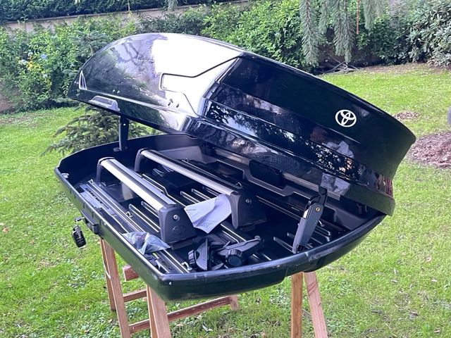 Toyota baul maletas y skies