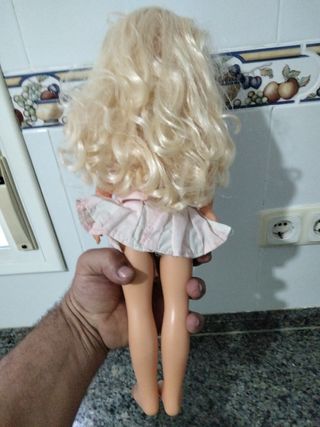 Muñeca famosa Nancy 