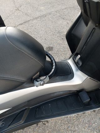 Moto de tres ruedas Piaggio MP3 LT 500